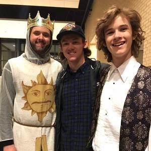 Meet your Posher, Casey